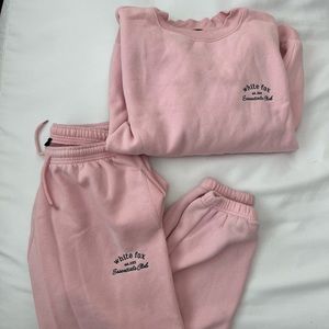 white fox Essentials Club Sweat Set